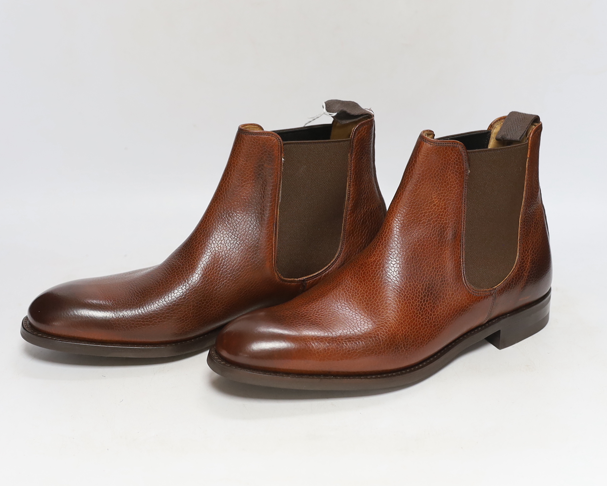 A pair of Foster & Son Chelsea boots (8.5)